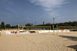 image of several beachvolleyball courts